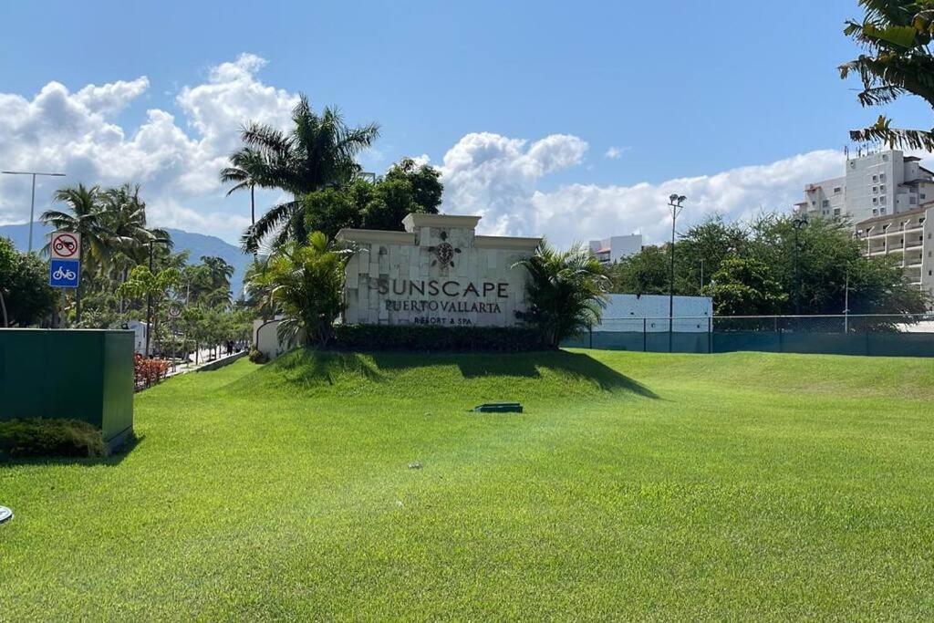 Beachfront Resort Condo beside la Isla Mall Puerto Vallarta Exterior foto
