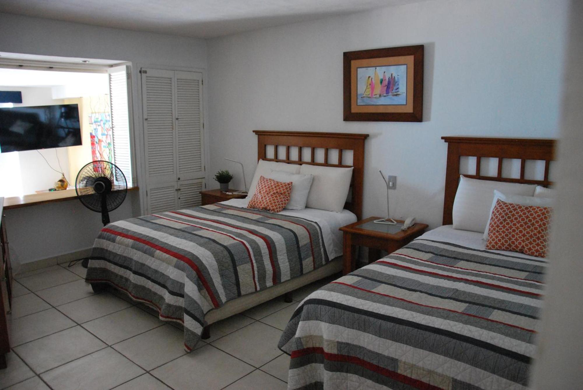 Beachfront Resort Condo beside la Isla Mall Puerto Vallarta Exterior foto